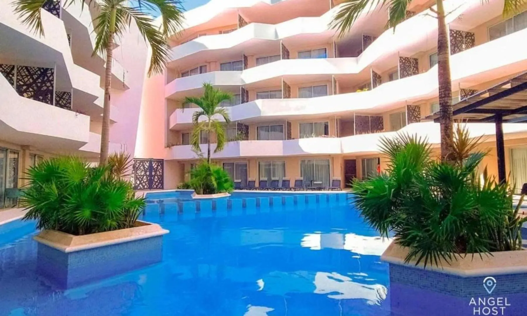 Resort Style Stay Wifi Work Desk Gym And 2 Pools Playa del Carmen 0*,