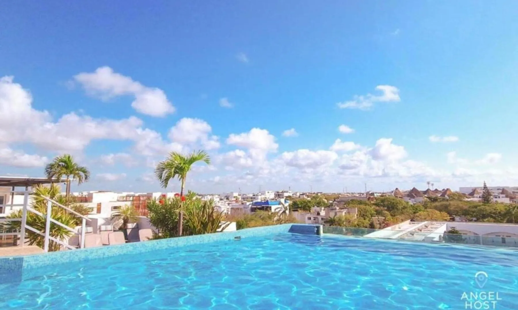 Resort Style Stay Wifi Work Desk Gym And 2 Pools Playa del Carmen